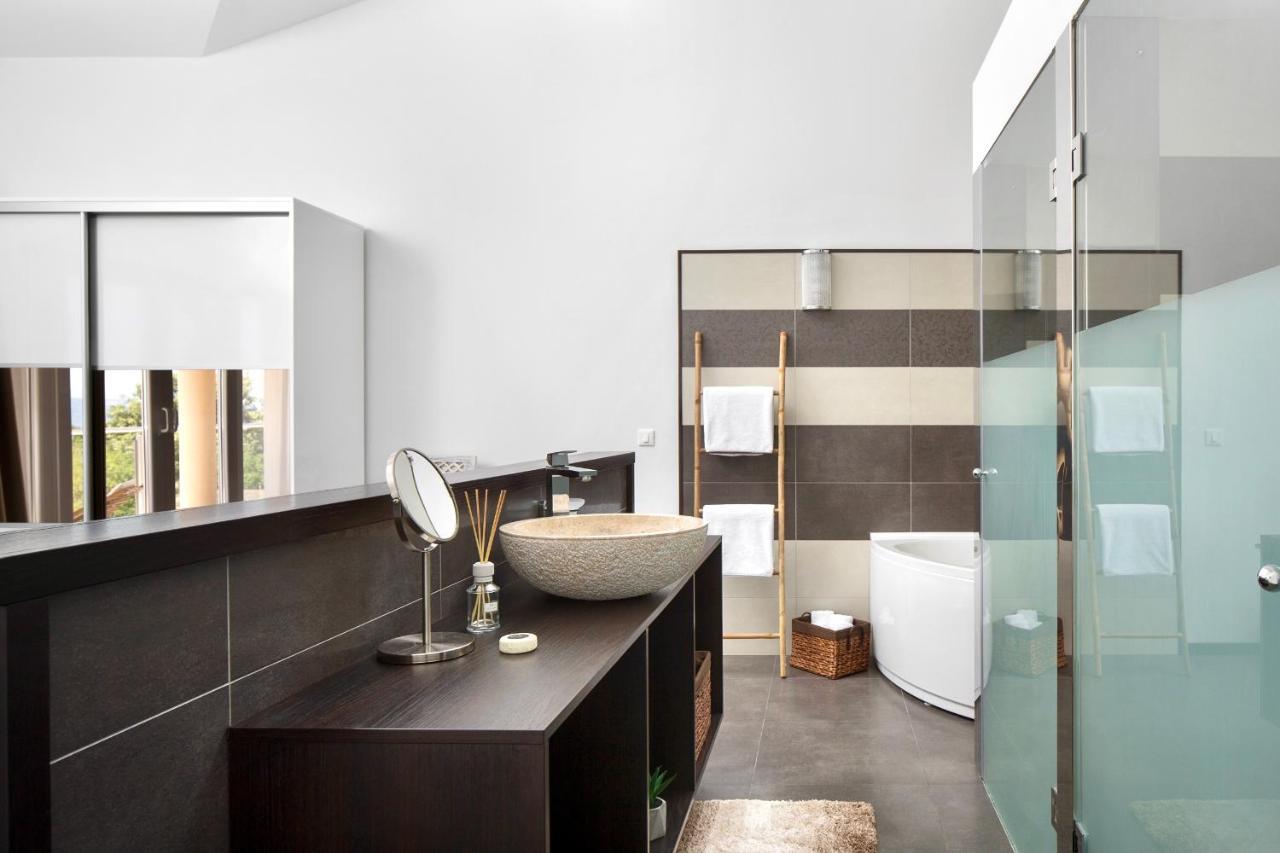 Luxury Panorama Vila With Amazing Seaview In Gondolici 7 Km From Rabac Labin  Ngoại thất bức ảnh